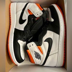 Nike Air Jordan 1 Retro High Electro Orange Size 8